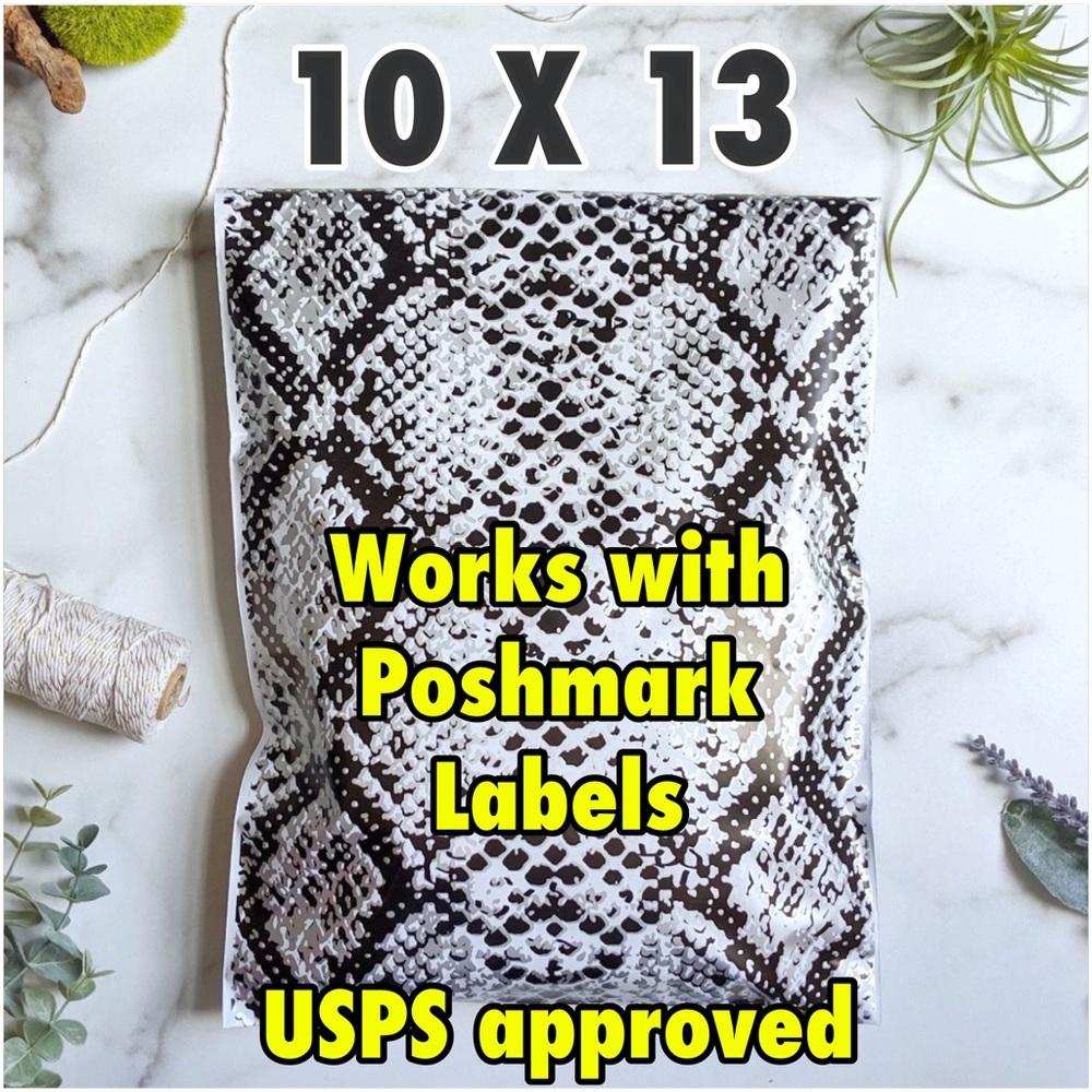 25 10X13 Poly Mailers Snake Skin Print PRICE IS FIRM - Picture 8 of 11
